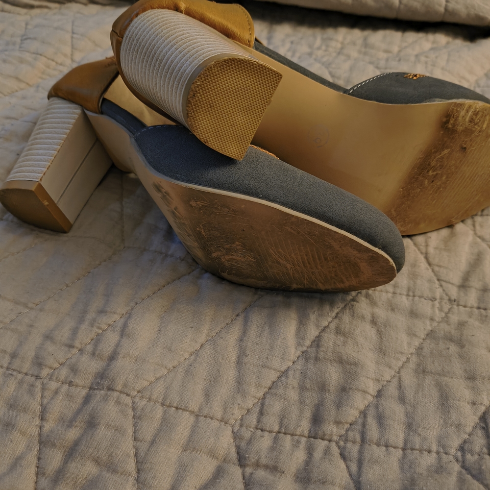 --UNAVAILABLE--Vintage Inspired Mary Janes - Picture 4 of 5